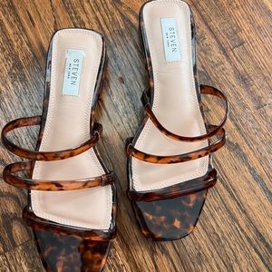 STEVEN NEW YORK Tortoise sandals